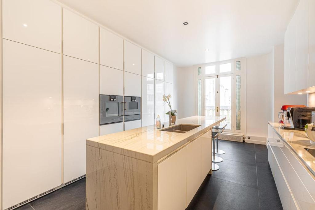 Victor Hugo Apartment *